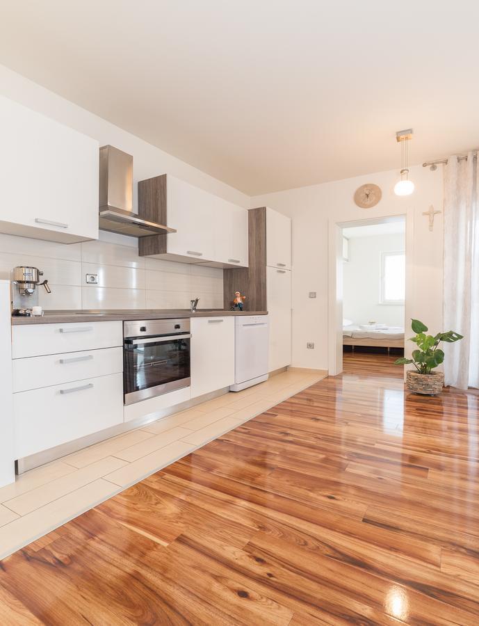 Apartman Dukic Vodice Eksteriør billede