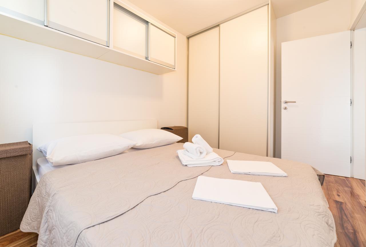 Apartman Dukic Vodice Eksteriør billede
